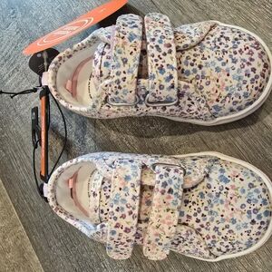 Wonder Nation Pink and Purple Sneakers with Playful Design